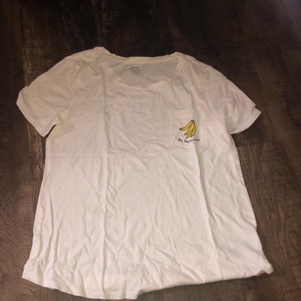 old navy shirt